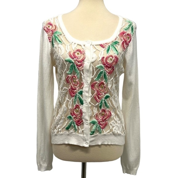 Agua Bendita Sweaters - Agua Bendita White Embroidered Floral Lace Button Front Cardigan Sweater Large